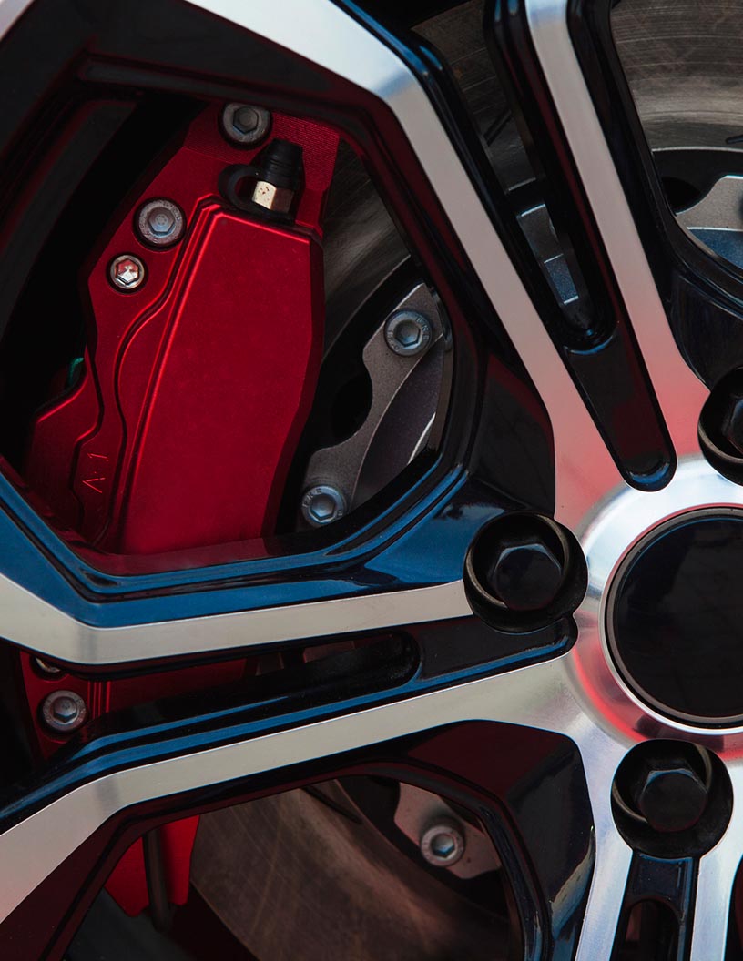 Global alloy wheels aftermarket market 2024-2028