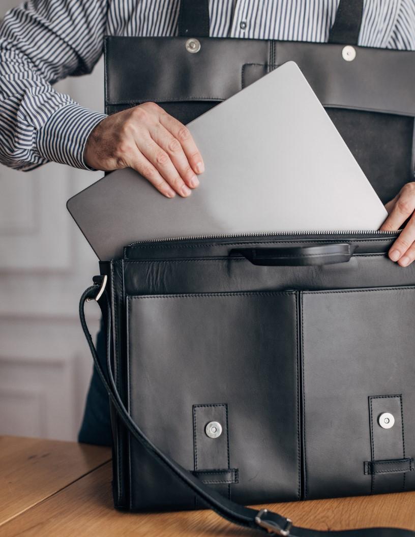 Global Laptop Carry Case Market 2025-2029